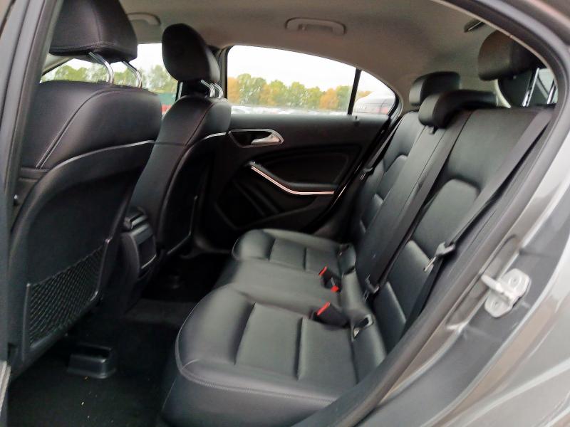 2017 MERCEDES-BENZ A 160 SE EXECUTIVE 