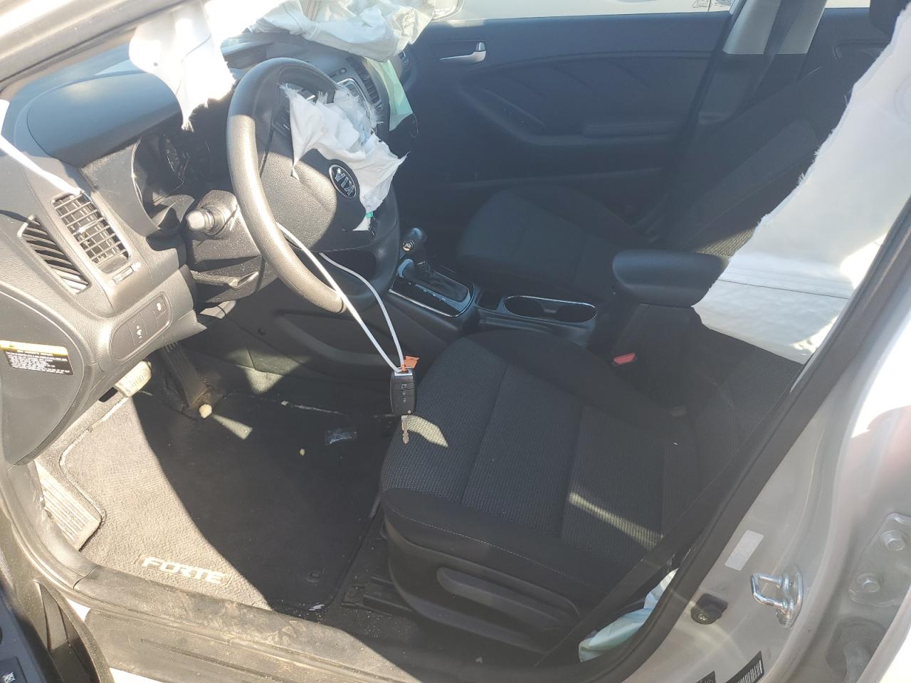 2018 Kia Forte Lx VIN: 3KPFK4A79JE275723 Lot: 85945875