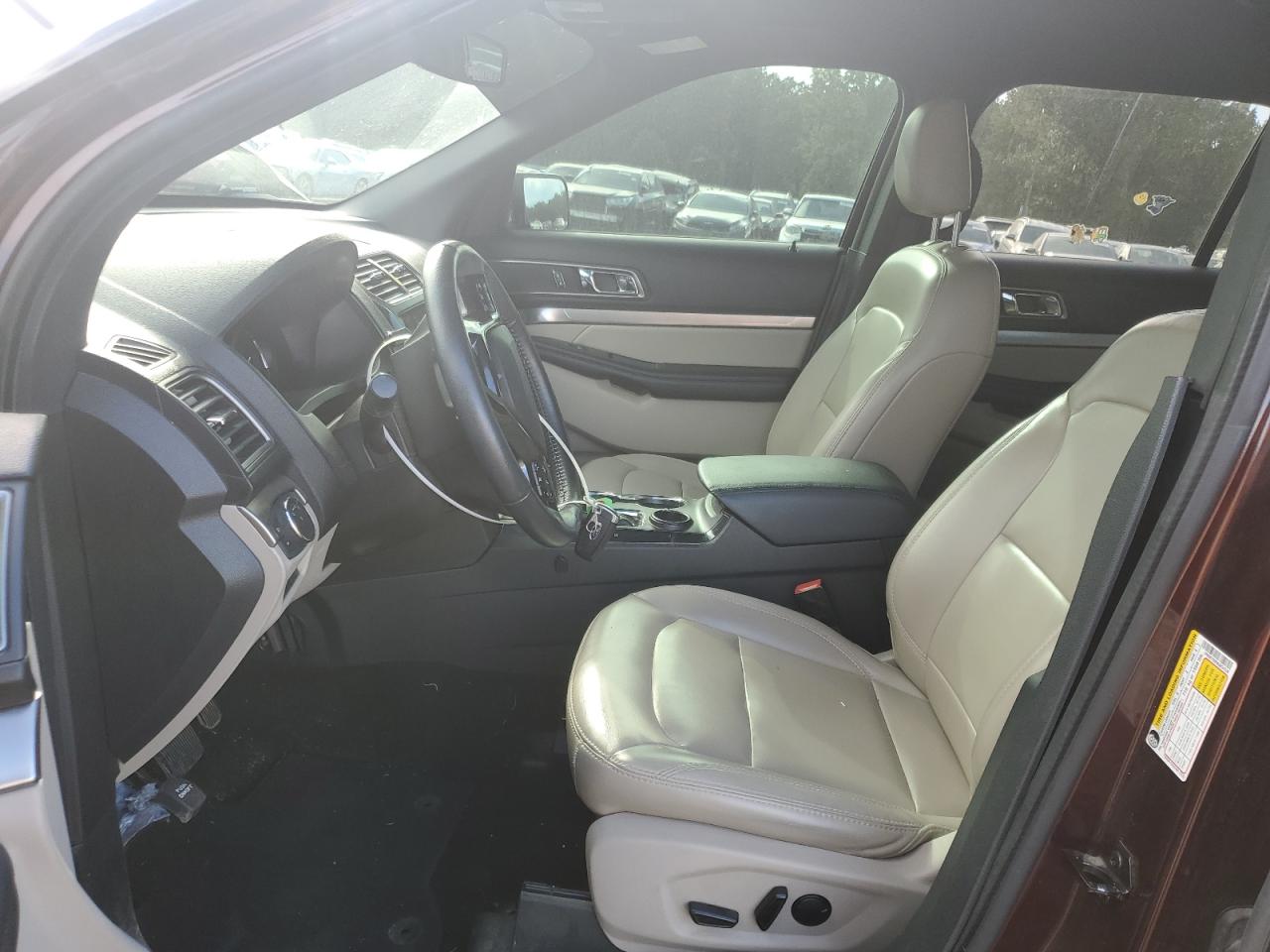 2019 Ford Explorer Xlt VIN: 1FM5K7D85KGB34338 Lot: 85648735