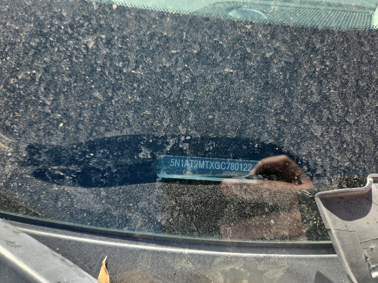 2016 Nissan Rogue S VIN: 5N1AT2MTXGC780122 Lot: 82301075