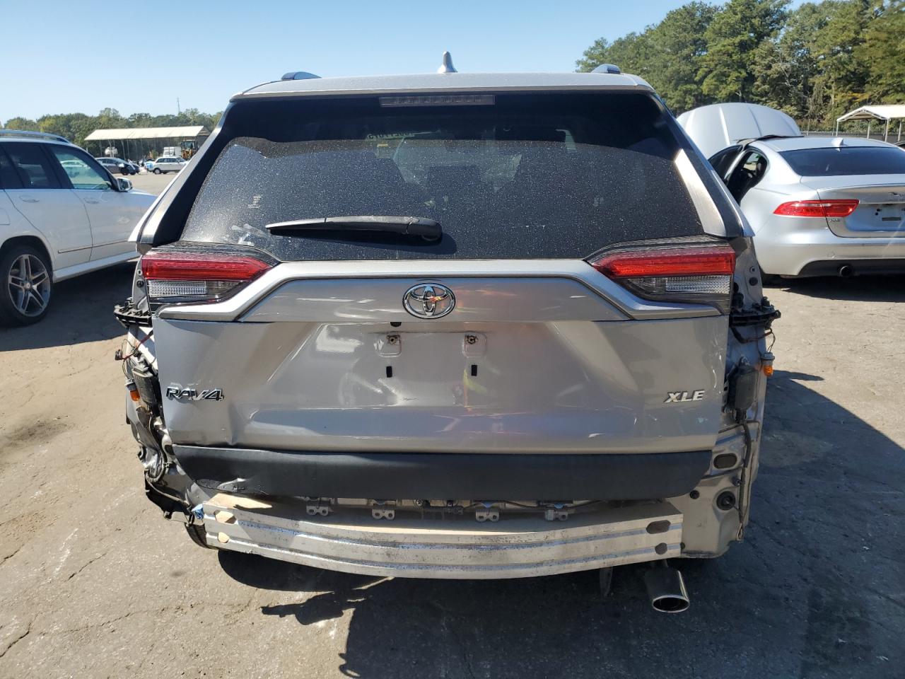 2019 Toyota Rav4 Xle VIN: JTMW1RFV7KD017047 Lot: 86277675
