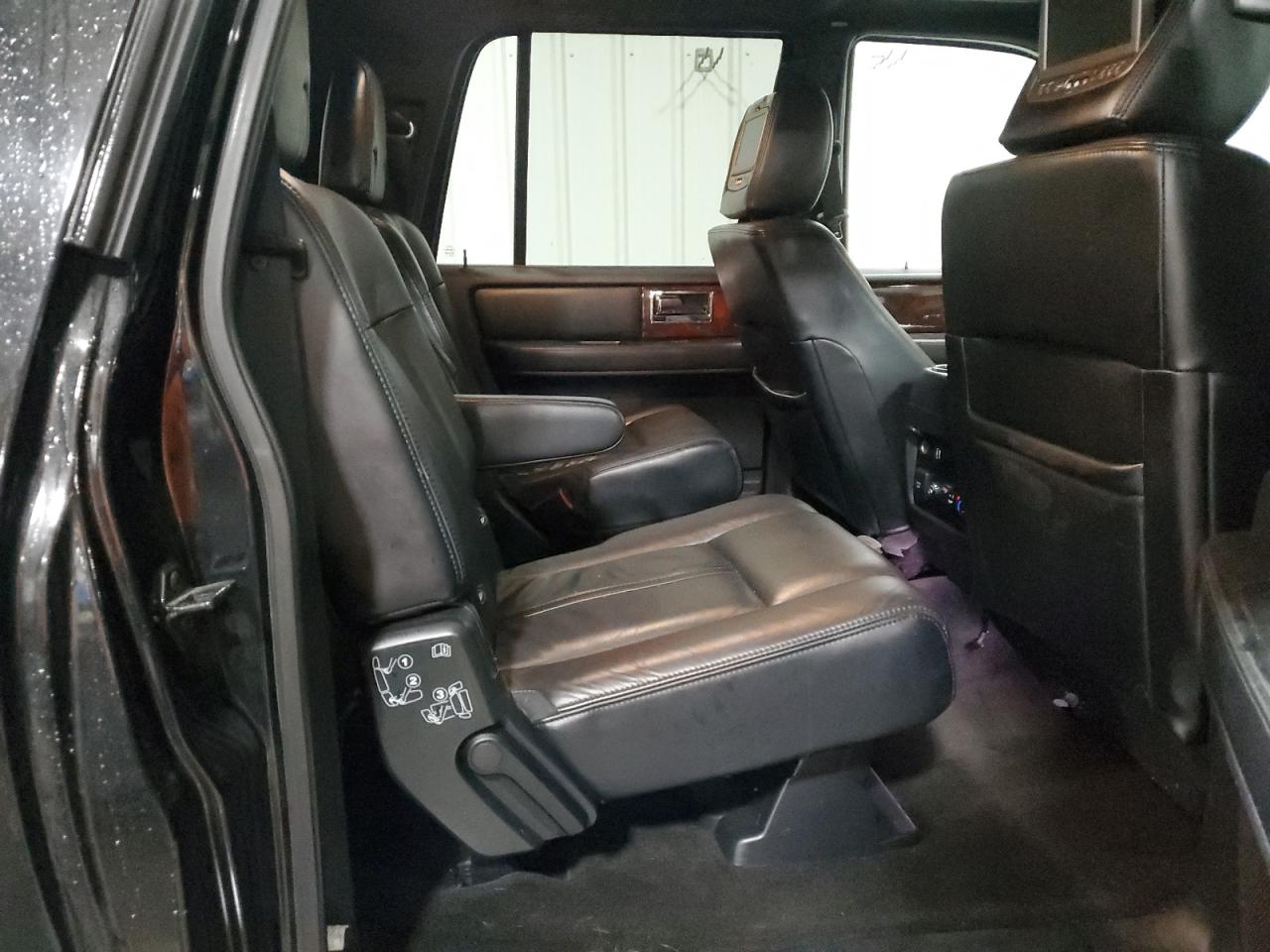 2015 Lincoln Navigator L VIN: 5LMJJ3JT3FEJ03414 Lot: 86725085