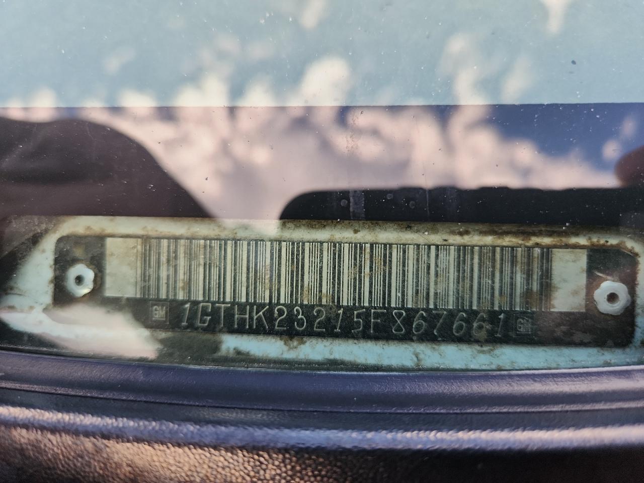 2005 GMC Sierra K2500 Heavy Duty VIN: 1GTHK23215F867661 Lot: 86147205