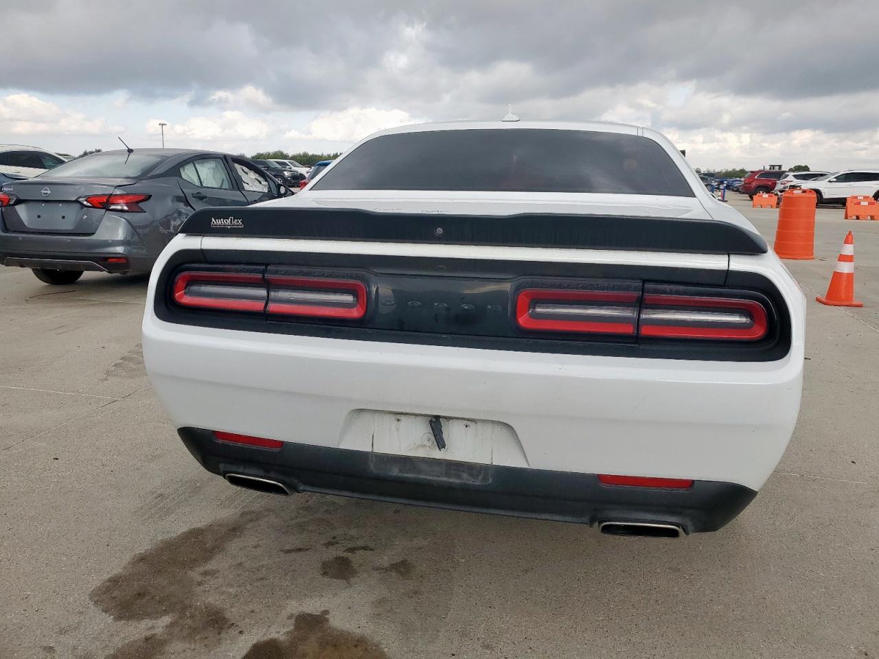 2021 Dodge Challenger Sxt VIN: 2C3CDZAG1MH572590 Lot: 90319055
