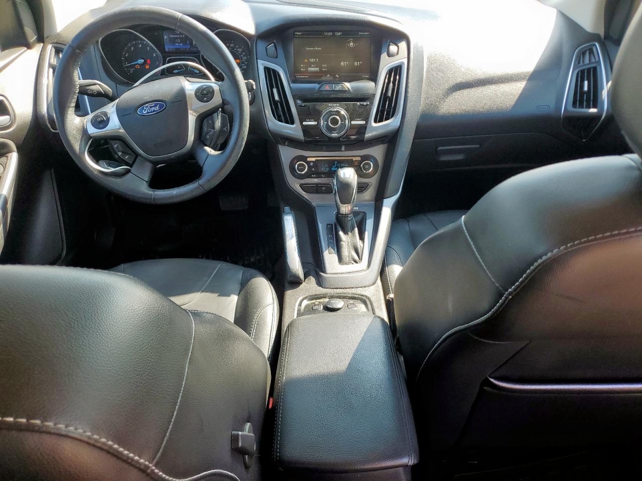 2012 Ford Focus Titanium VIN: 1FAHP3N29CL462852 Lot: 85008455