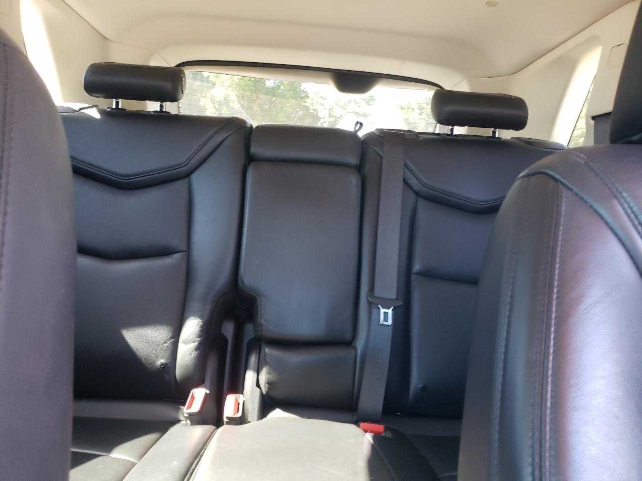 2017 Cadillac Xt5 Luxury VIN: 1GYKNBRS8HZ318542 Lot: 89717805