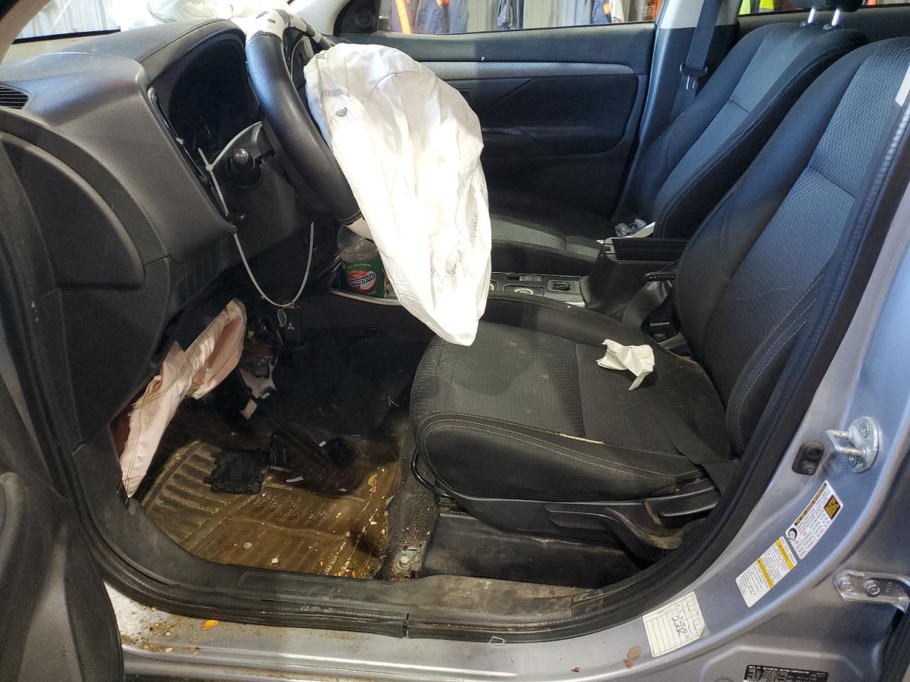 2017 Mitsubishi Outlander Se VIN: JA4AZ3A3XHZ037823 Lot: 84638585