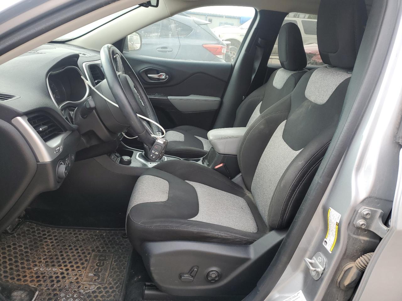 2014 Jeep Cherokee Latitude VIN: 1C4PJMCS6EW260245 Lot: 81946505