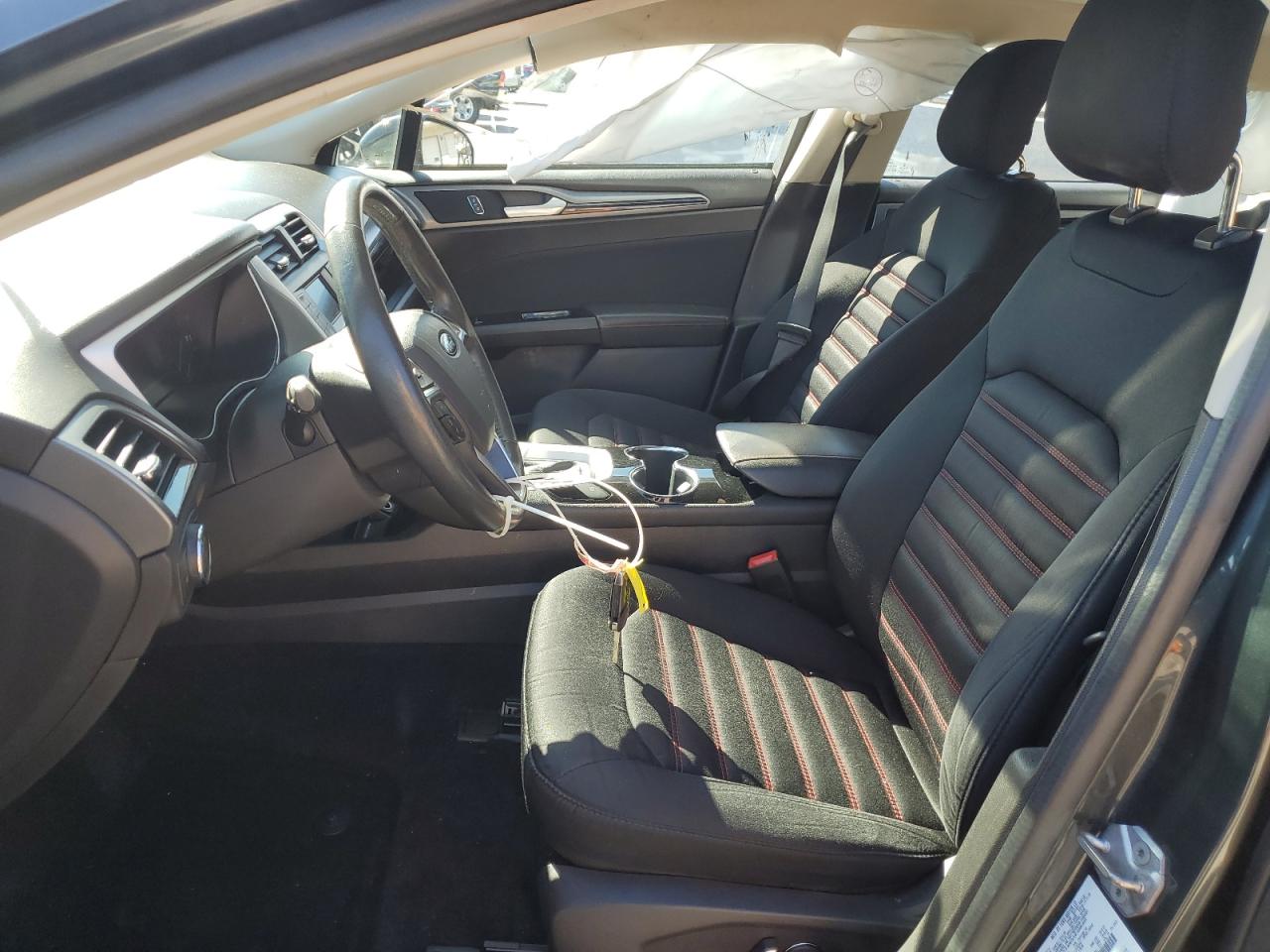 2015 Ford Fusion Se VIN: 1FA6P0H76F5106039 Lot: 87300415