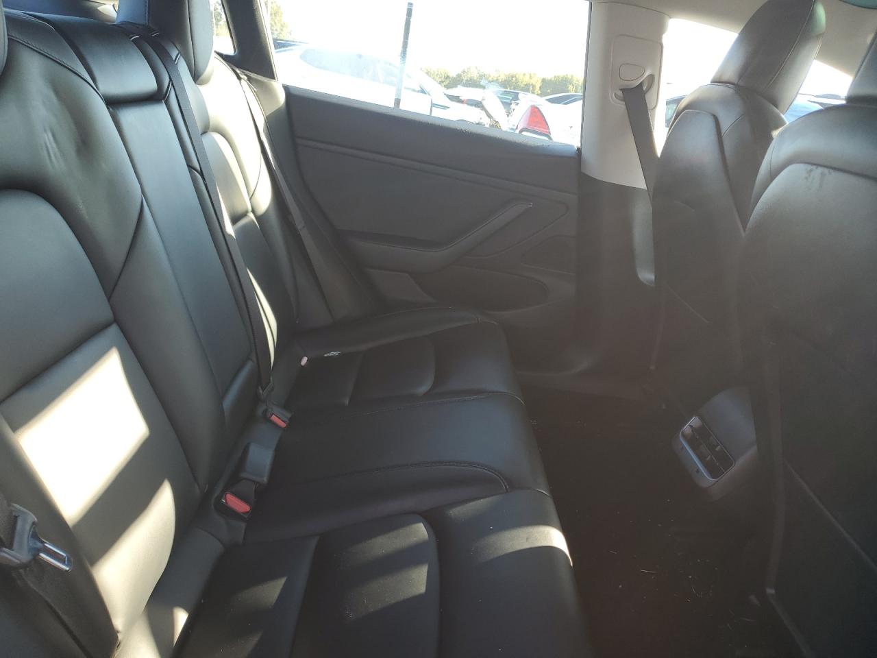 2019 Tesla Model 3 VIN: 5YJ3E1EB4KF389499 Lot: 82646635