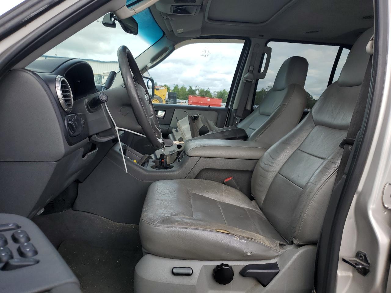 2003 Ford Expedition Xlt VIN: 1FMEU15L63LA43517 Lot: 82334815