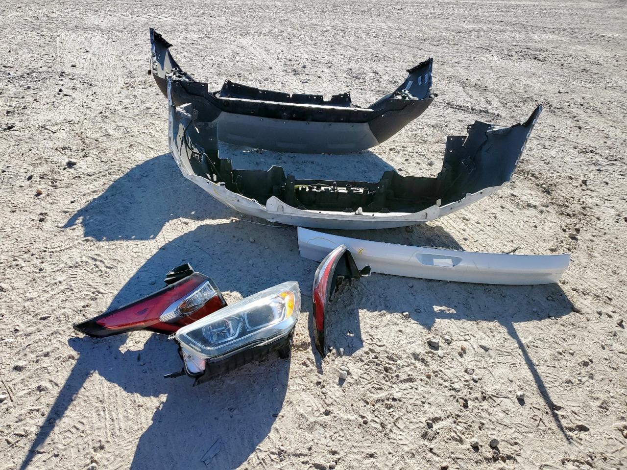 2017 Ford Escape Titanium VIN: 1FMCU0JD5HUA49634 Lot: 82406345