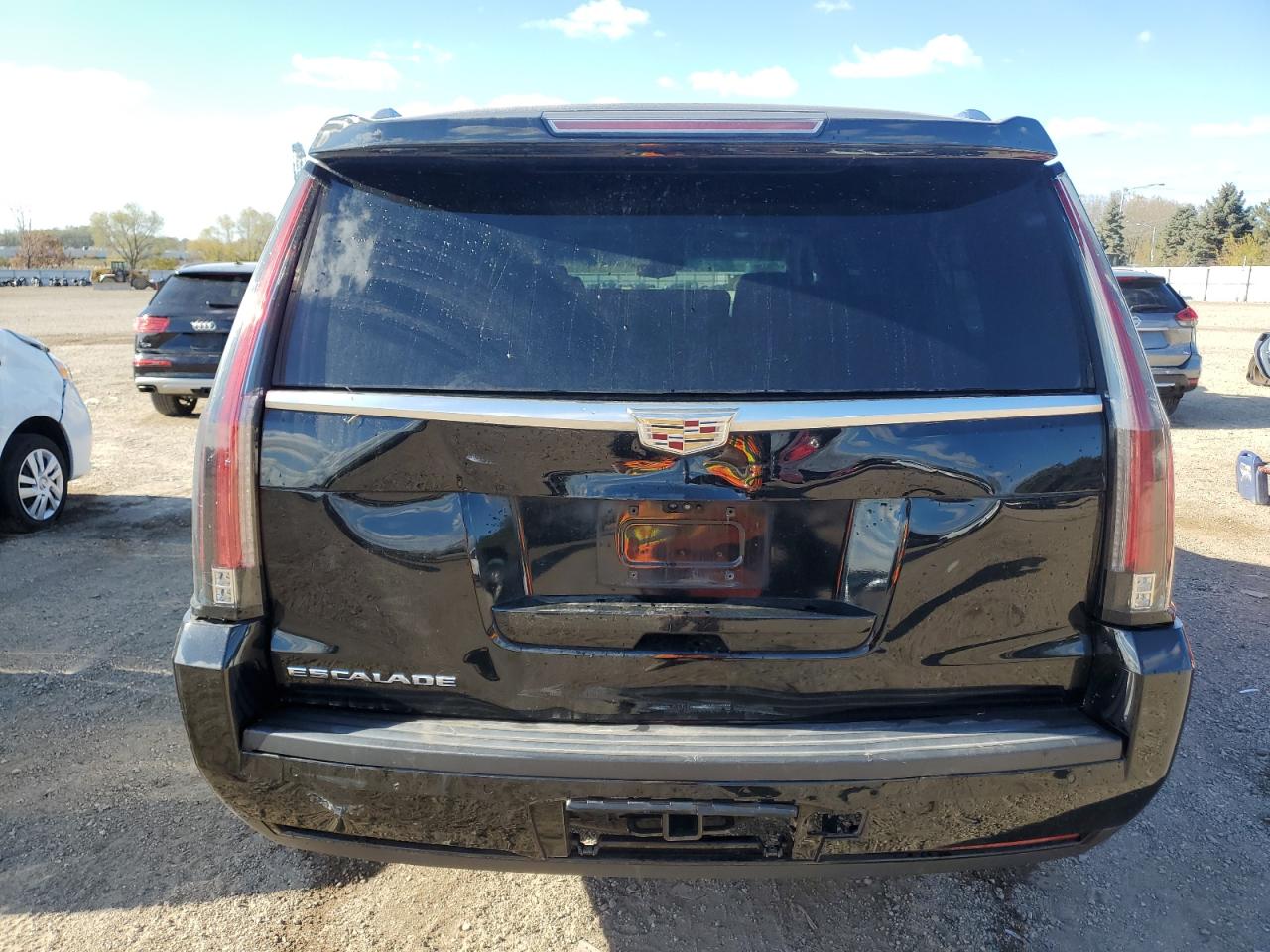 2018 Cadillac Escalade Esv Luxury VIN: 1GYS4HKJ7JR174138 Lot: 90121405