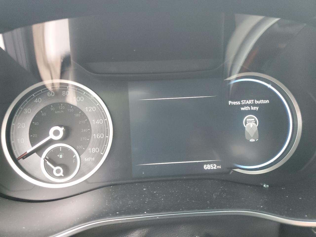 2025 Genesis G70 Base VIN: KMTG34SC8SU144395 Lot: 85848055