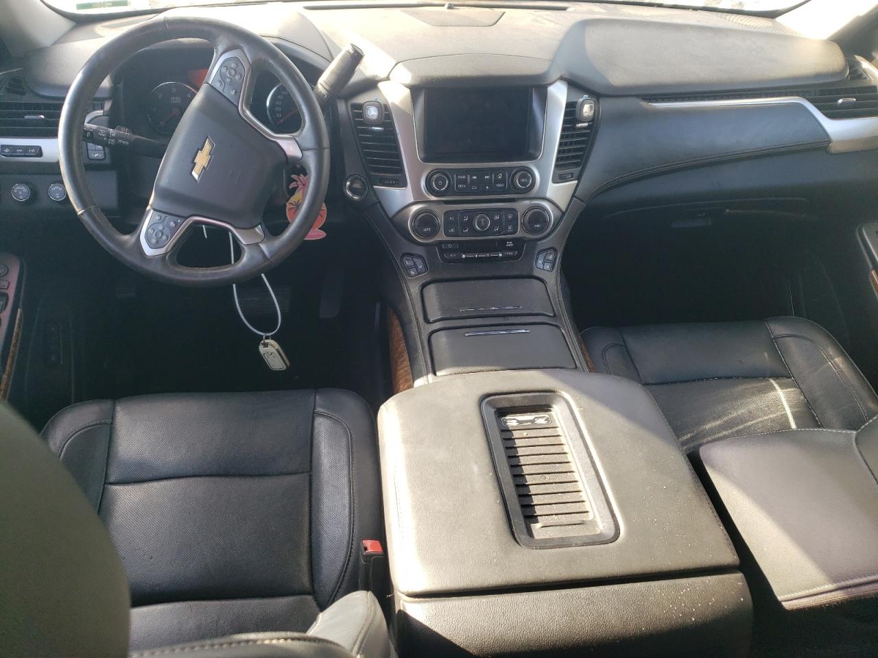 2017 Chevrolet Suburban K1500 Premier VIN: 1GNSKJKC4HR369846 Lot: 85262805