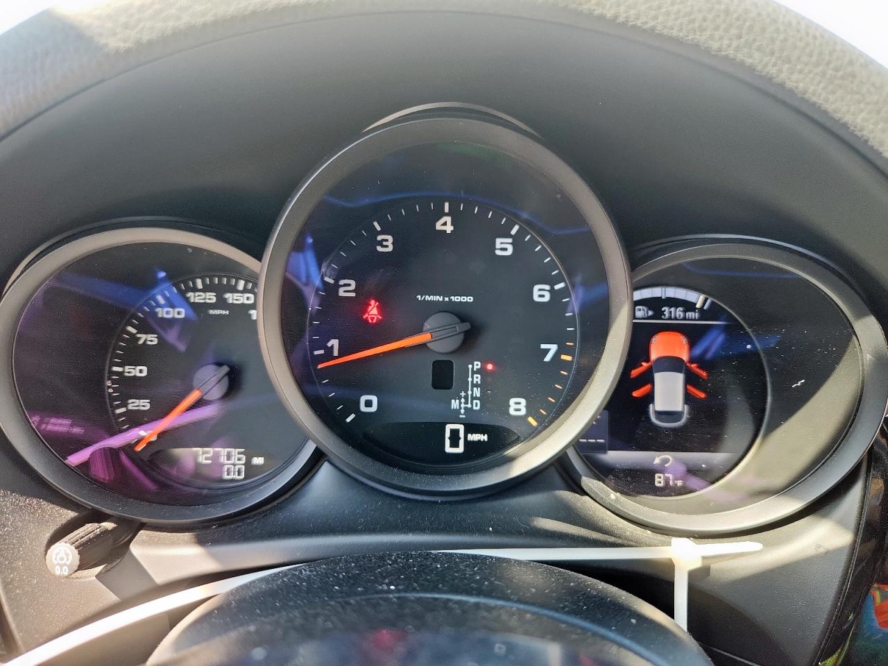 2017 Porsche Macan VIN: WP1AA2A50HLB09381 Lot: 85825865