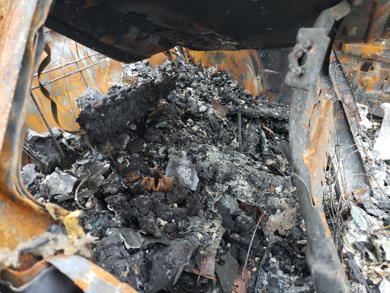 1975 Pontiac Firebird F VIN: 2U87E5N571982 Lot: 86498975