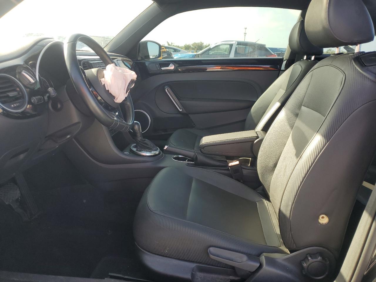 2014 Volkswagen Beetle VIN: 3VWJP7AT5EM624573 Lot: 66795625
