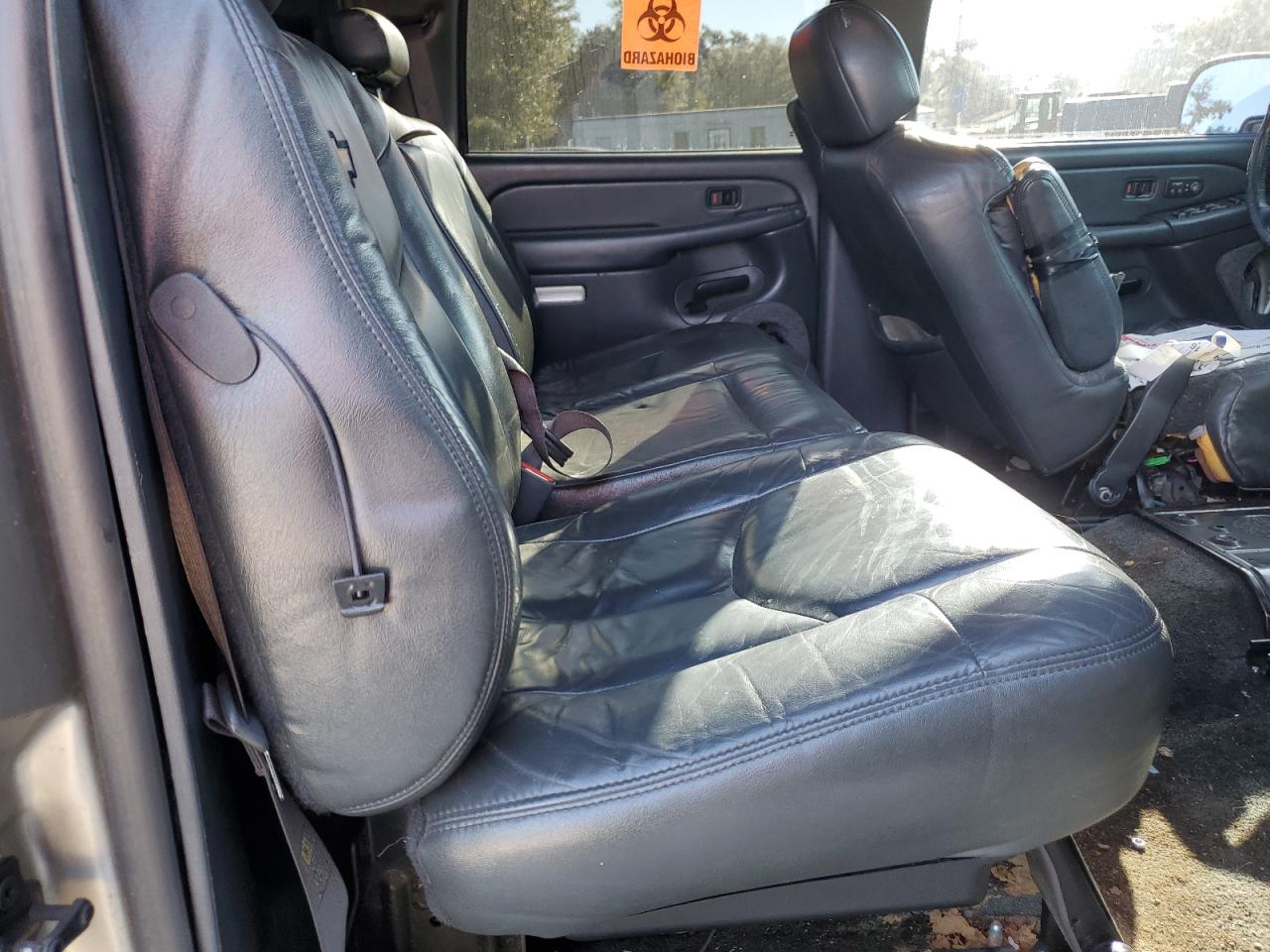 2002 Chevrolet Avalanche C1500 VIN: 3GNEC13T42G360967 Lot: 81183535