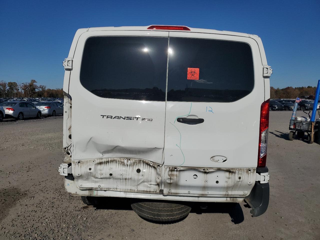 2018 Ford Transit 250 Delivery Van VIN: 1FTYR1YM5JKA99409 Lot: 90579545