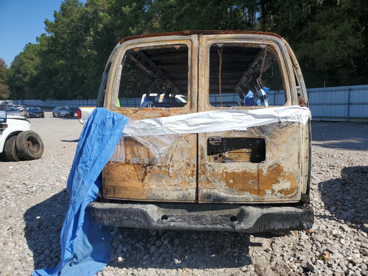 2003 Chevrolet Express G3500 VIN: 1GAHG39U531139702 Lot: 90229095