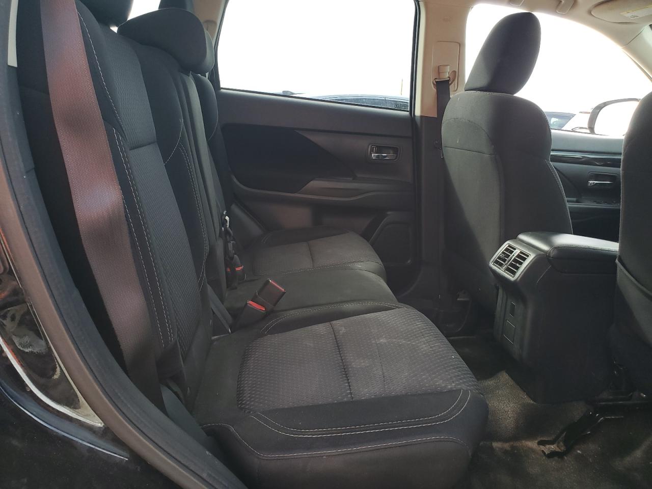 2020 Mitsubishi Outlander Es VIN: JA4AD2A35LZ045281 Lot: 85327015