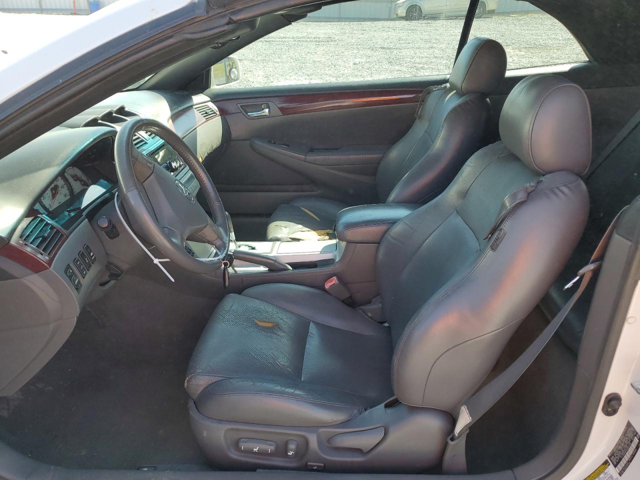 2005 Toyota Camry Solara Se VIN: 4T1FA38P25U045706 Lot: 82211145