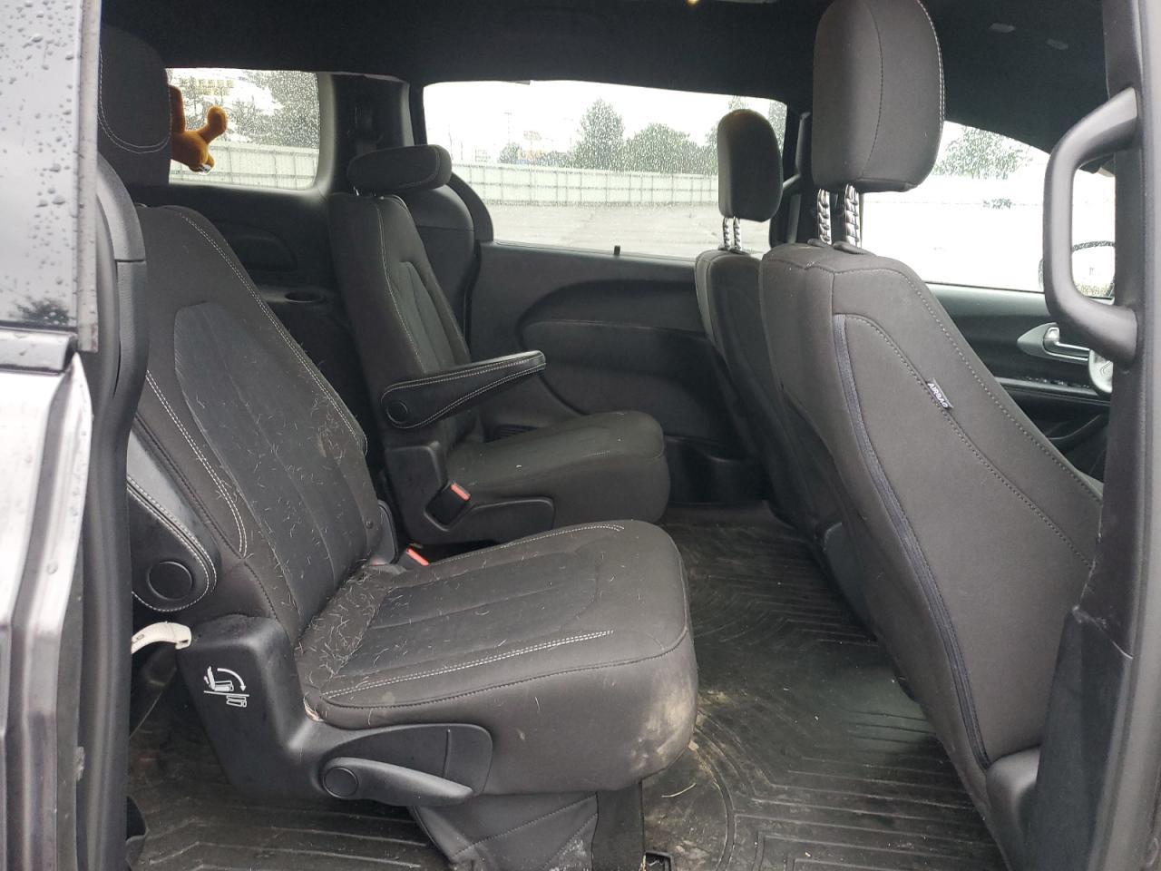 2020 Chrysler Pacifica Touring VIN: 2C4RC1FG3LR249542 Lot: 85779725