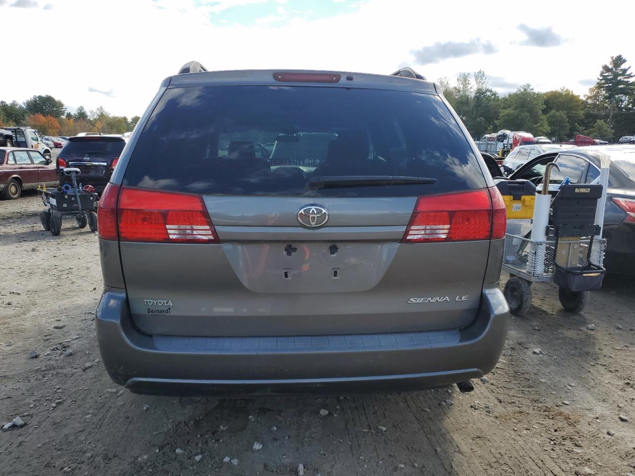 2005 Toyota Sienna Ce VIN: 5TDZA23C55S233611 Lot: 86844095