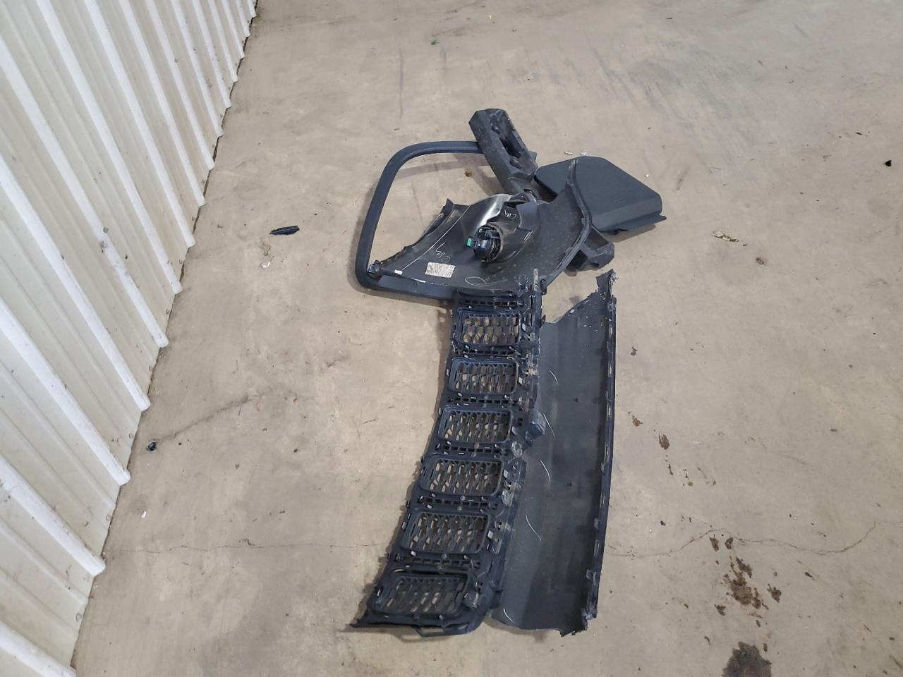 2018 Jeep Grand Cherokee Laredo VIN: 1C4RJFAG7JC298906 Lot: 85861265