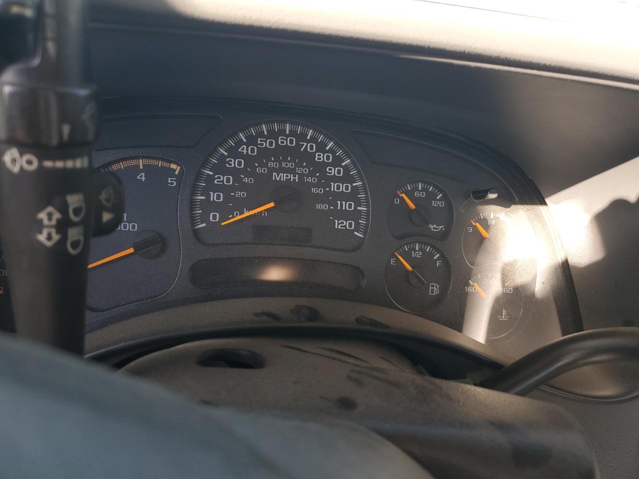 2005 Chevrolet Silverado K2500 Heavy Duty VIN: 1GCHK23245F949643 Lot: 84287695