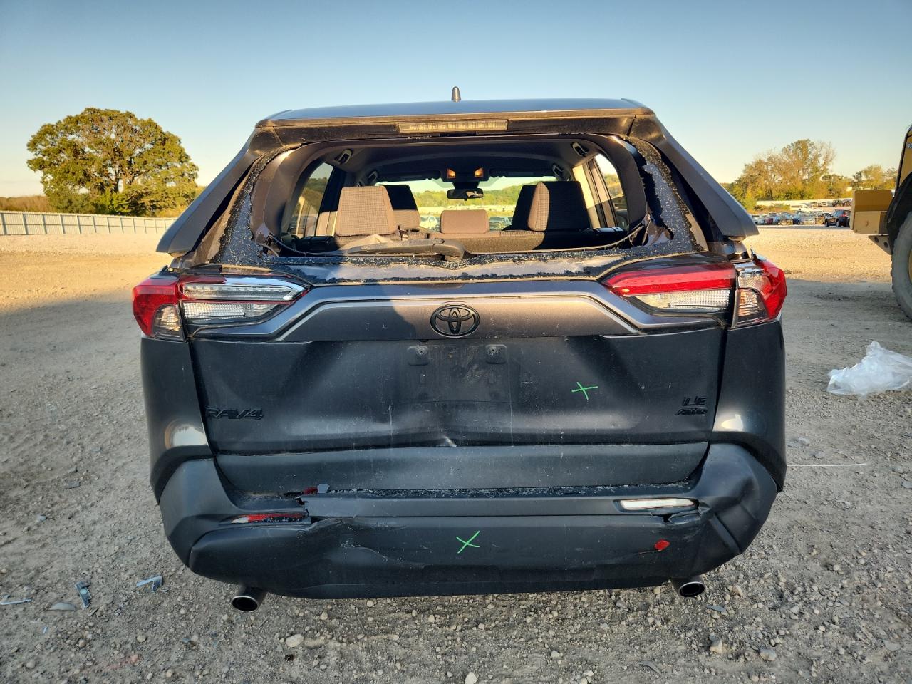 2020 Toyota Rav4 Le VIN: JTMF1RFV4LD063209 Lot: 85899045