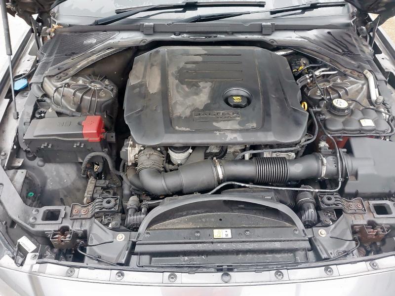 2017 JAGUAR XF 2.0D PRESTIGE 4DR