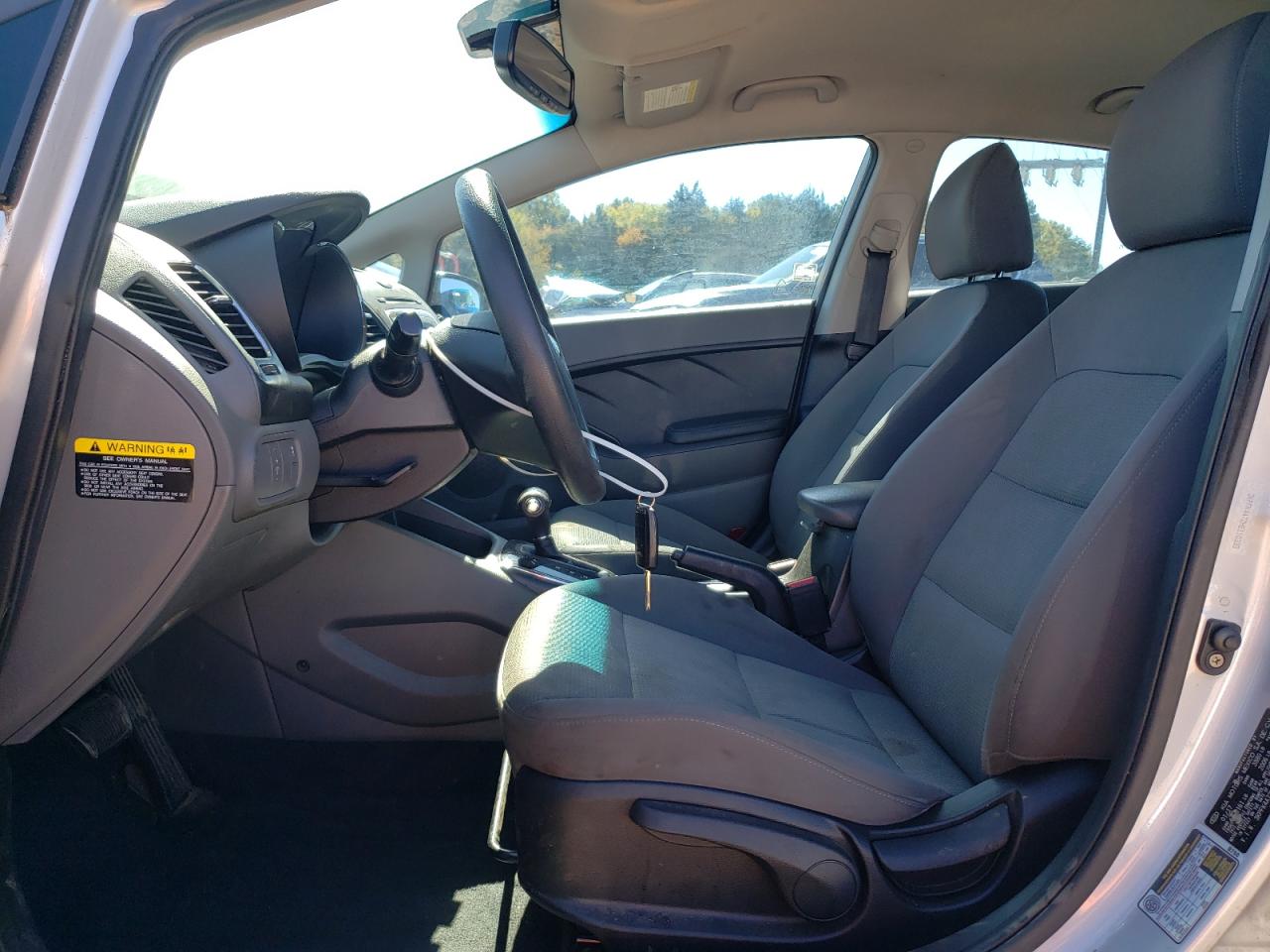 2017 Kia Forte Lx VIN: 3KPFK4A72HE110333 Lot: 82594525