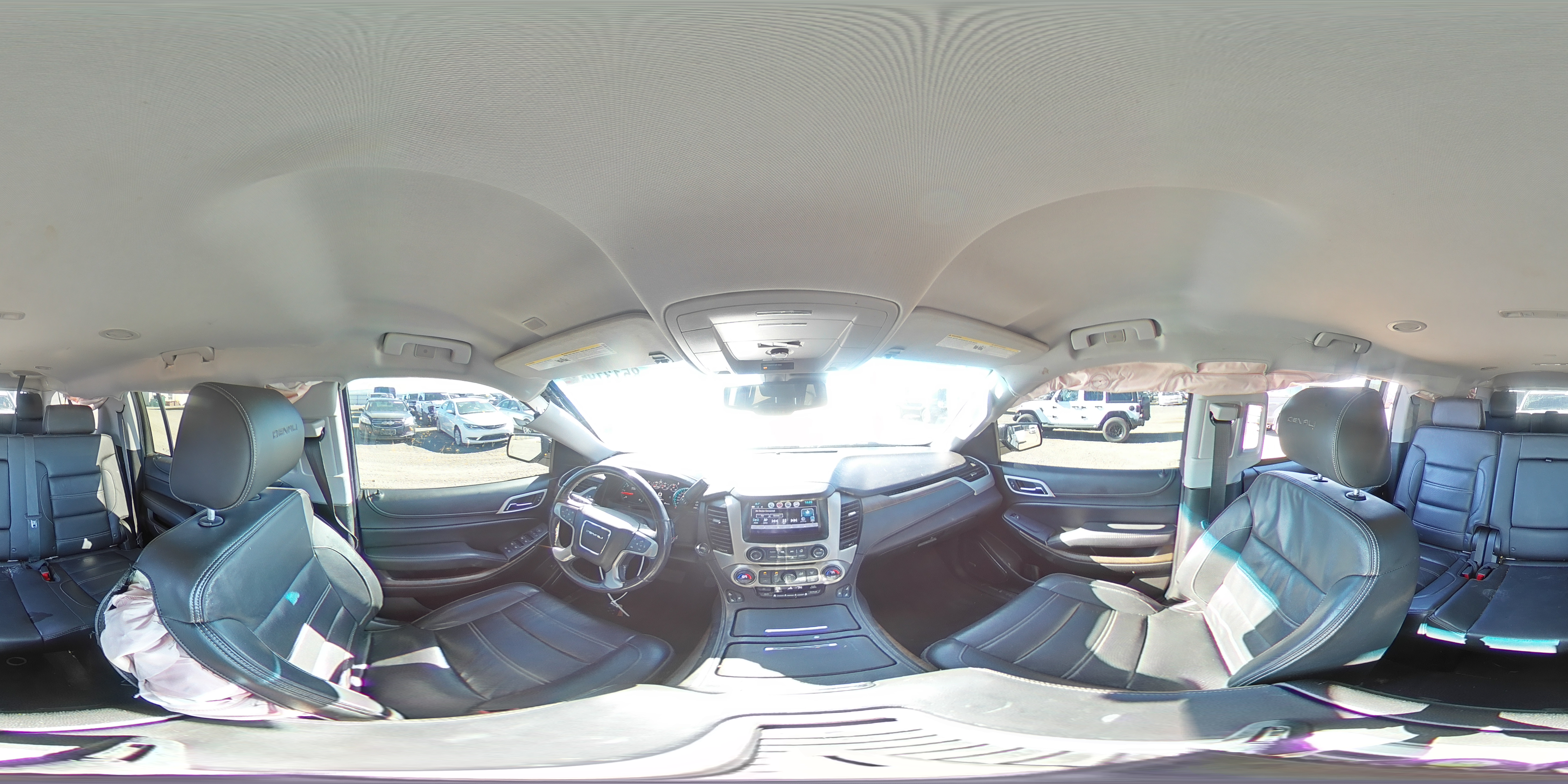 2018 GMC Yukon Xl Denali VIN: 1GKS2HKJ6JR287689 Lot: 85131955