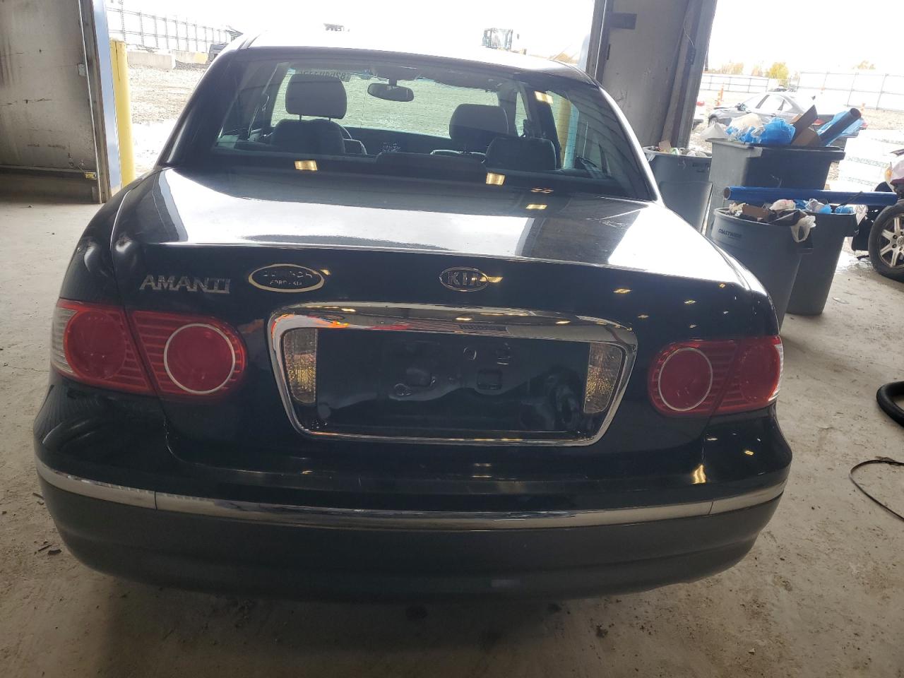 2005 Kia Amanti VIN: KNALD124255077046 Lot: 82640335