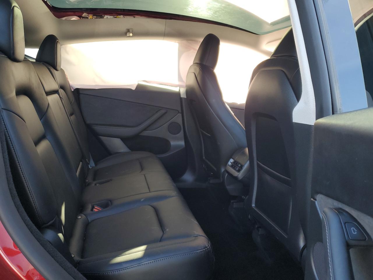 2024 Tesla Model Y VIN: 7SAYGDED8RF129624 Lot: 82252585