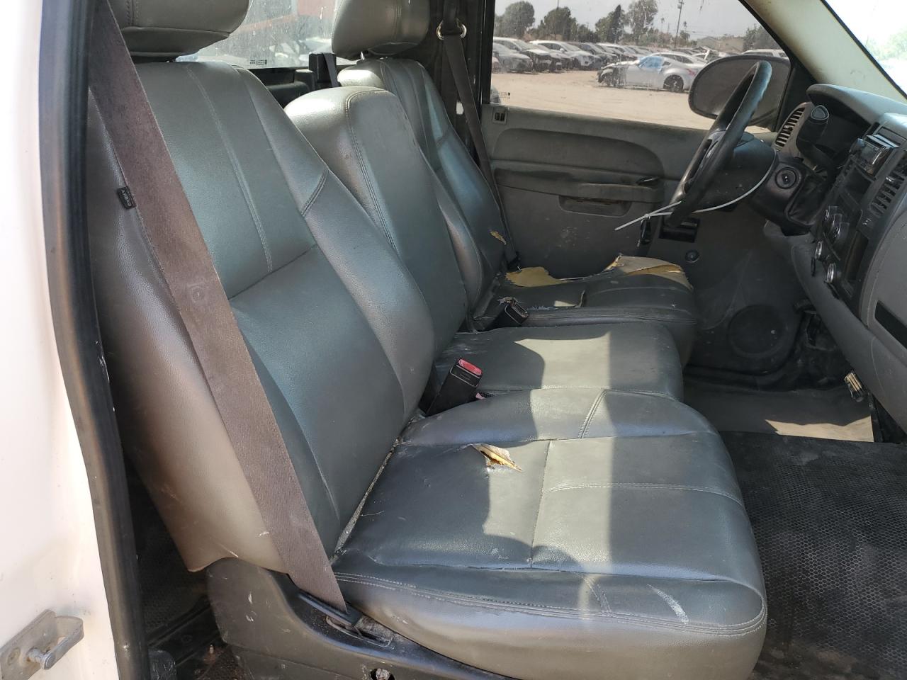 2011 Chevrolet Silverado C1500 VIN: 1GCNCPEX8BZ438257 Lot: 82369885