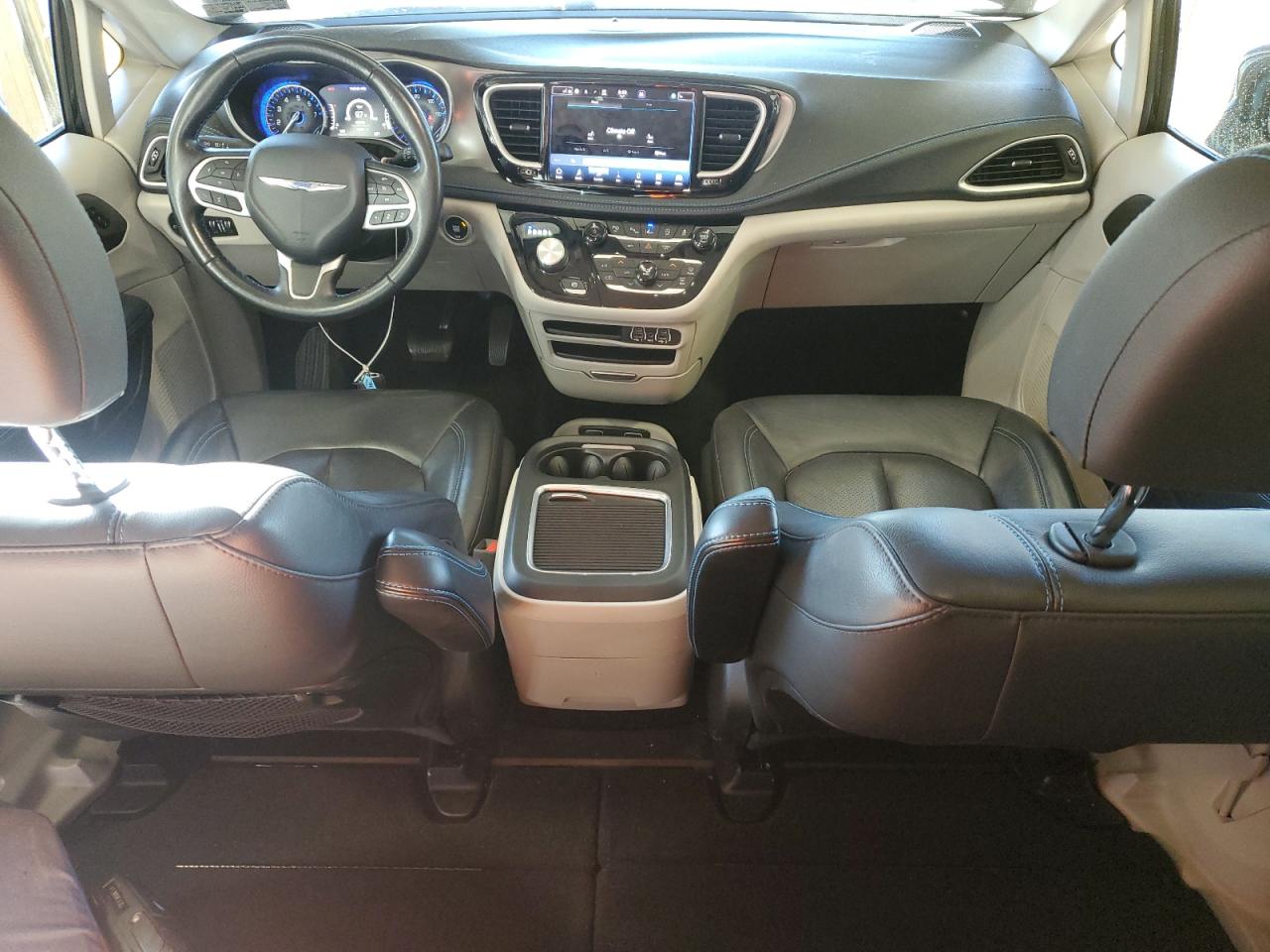 2021 Chrysler Pacifica Touring L VIN: 2C4RC1BG5MR561188 Lot: 84438675