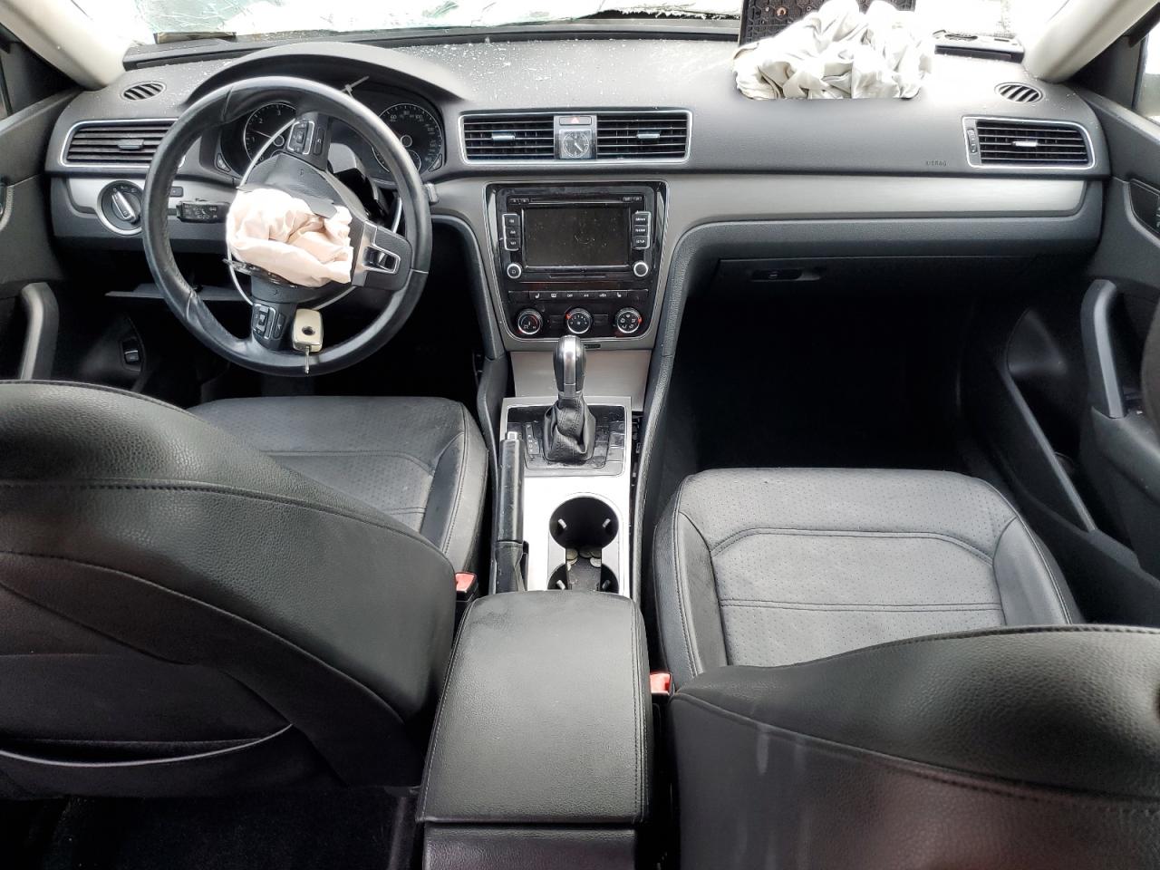 2014 Volkswagen Passat Se VIN: 1VWBN7A3XEC025258 Lot: 82110185