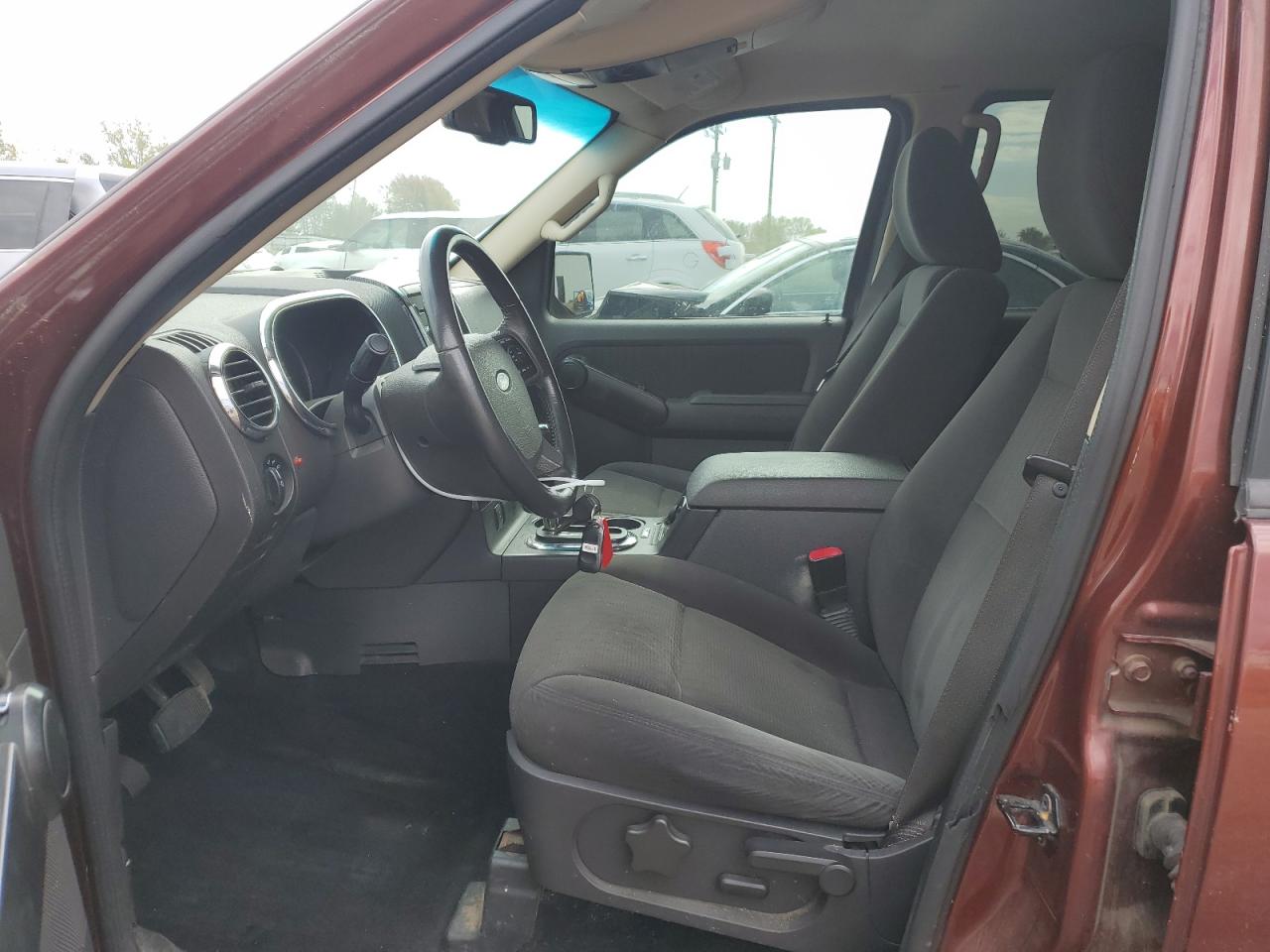 2010 Ford Explorer Xlt VIN: 1FMEU7DE3AUA08706 Lot: 85899445