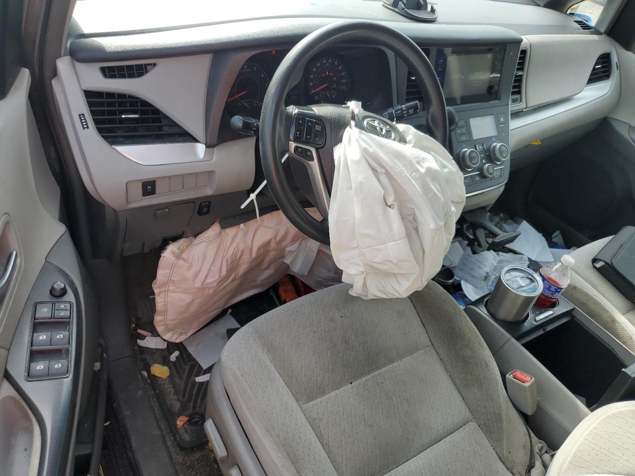 2016 Toyota Sienna Le VIN: 5TDJK3DC5GS144851 Lot: 85482275