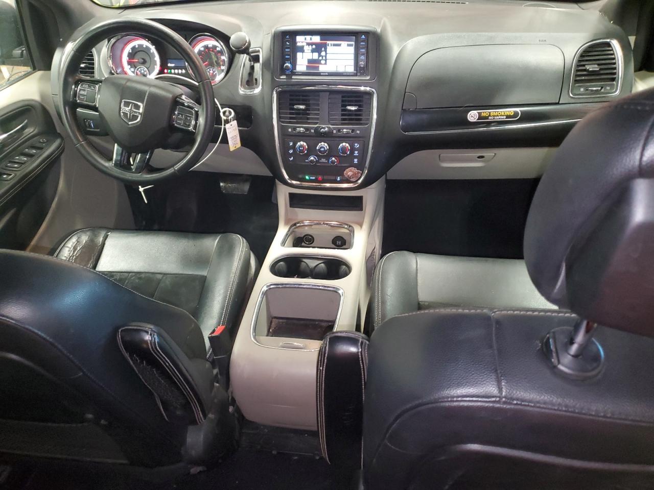 2017 Dodge Grand Caravan Sxt VIN: 2C4RDGCG4HR806079 Lot: 81983645