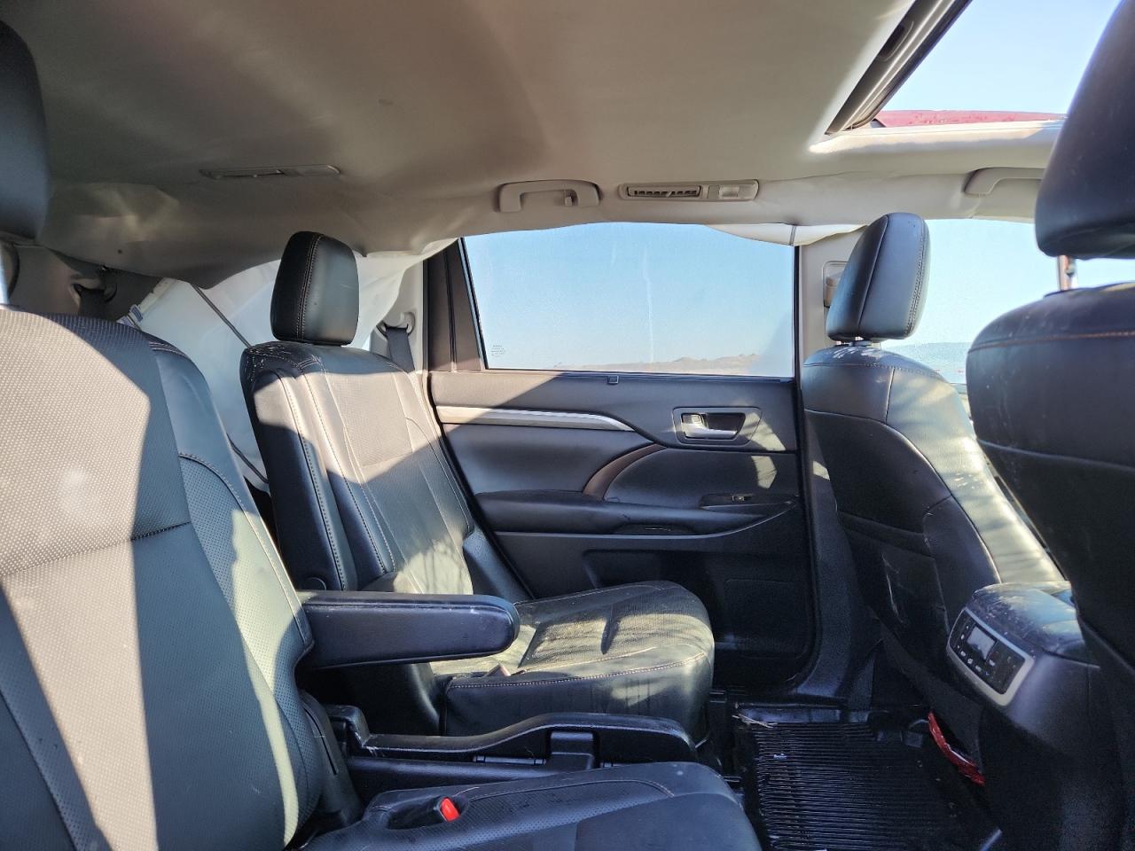 2018 Toyota Highlander Hybrid Limited VIN: 5TDDGRFH7JS050844 Lot: 81349405