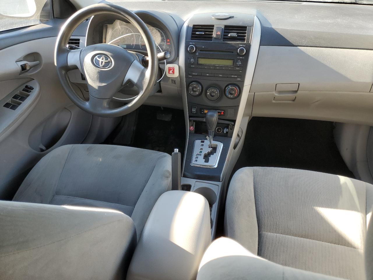 2010 Toyota Corolla Base VIN: 2T1BU4EE3AC367927 Lot: 82563445