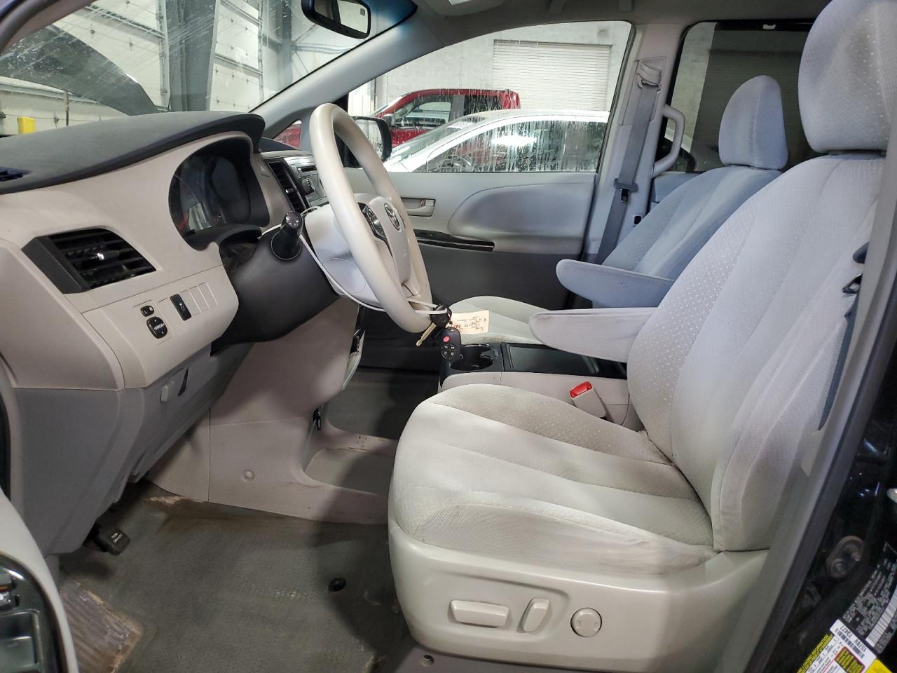 2014 Toyota Sienna Le VIN: 5TDKK3DC0ES512032 Lot: 86272675