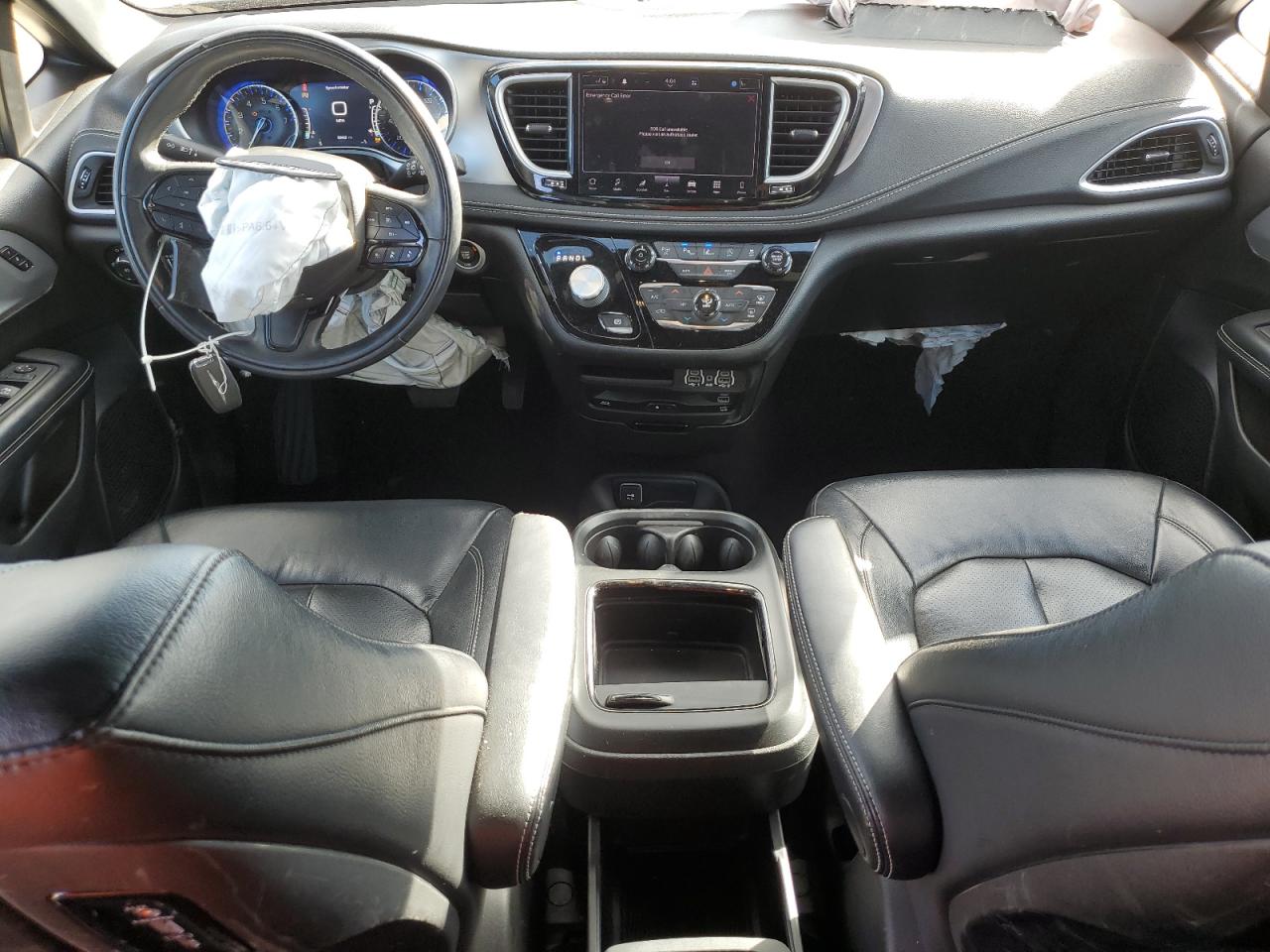 2022 Chrysler Pacifica Touring L VIN: 2C4RC3BGXNR100341 Lot: 81922025