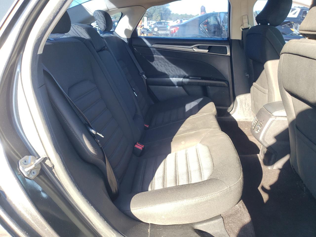 2017 Ford Fusion Se VIN: 3FA6P0HD1HR303965 Lot: 81982525