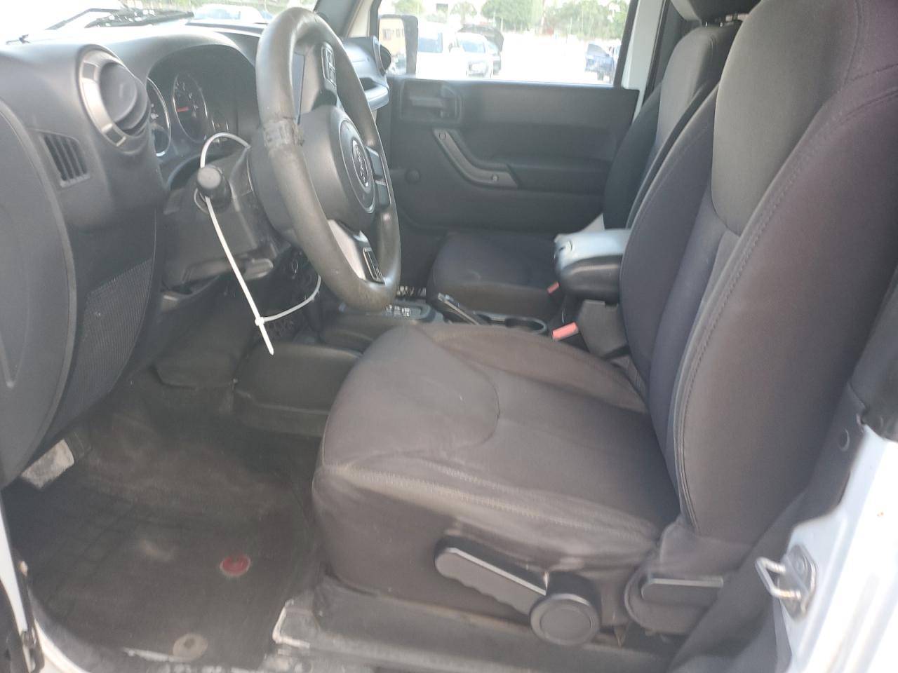 2014 Jeep Wrangler Sport VIN: 1C4AJWAG8EL156812 Lot: 82205475