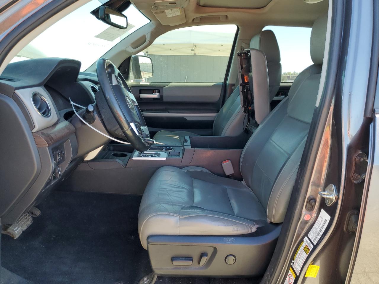 2019 Toyota Tundra Crewmax Limited VIN: 5TFHY5F14KX811044 Lot: 84293805